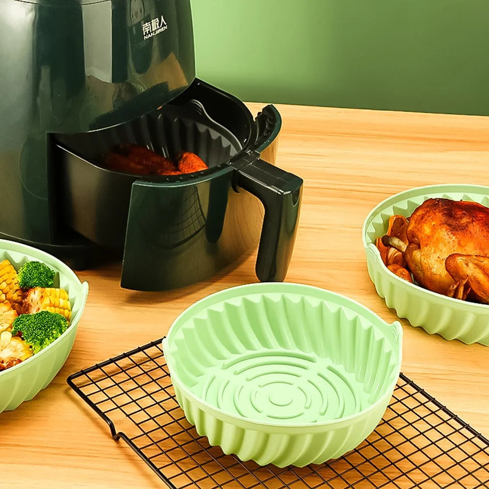 22cm Air Fryer Oven Silicone Baking Pan Heat Resistant Foldable Round Cake Mold with Hand Clamps (BPA Free, FDA Certified) - Style 2 - 7