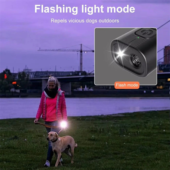 P12 Mini Ultrasonic Dog Repellent Portable Dog Training Anti-Barking Device Built In LED Flashlight - 4
