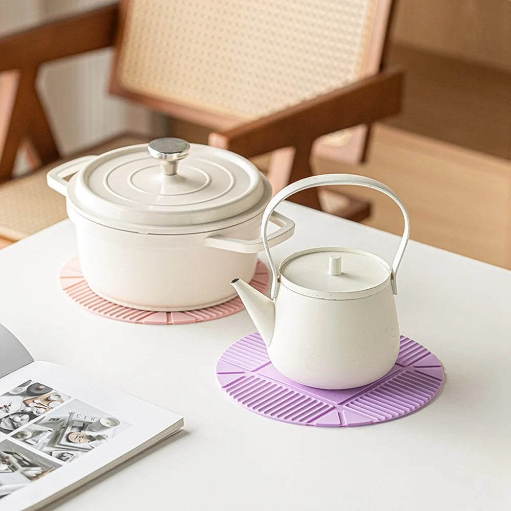22cm Silicone Heat Resistant Mat Round Non-Slip Pot Pad Tableware Coaster for Kitchen - Lilac Purple - 7