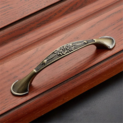 Furniture Door Pull Handle Retro Zinc Alloy Cabinet Drawer Wardrobe Handle, 22mm Screw - Style 2027 / 96mm Hole Pitch - 1