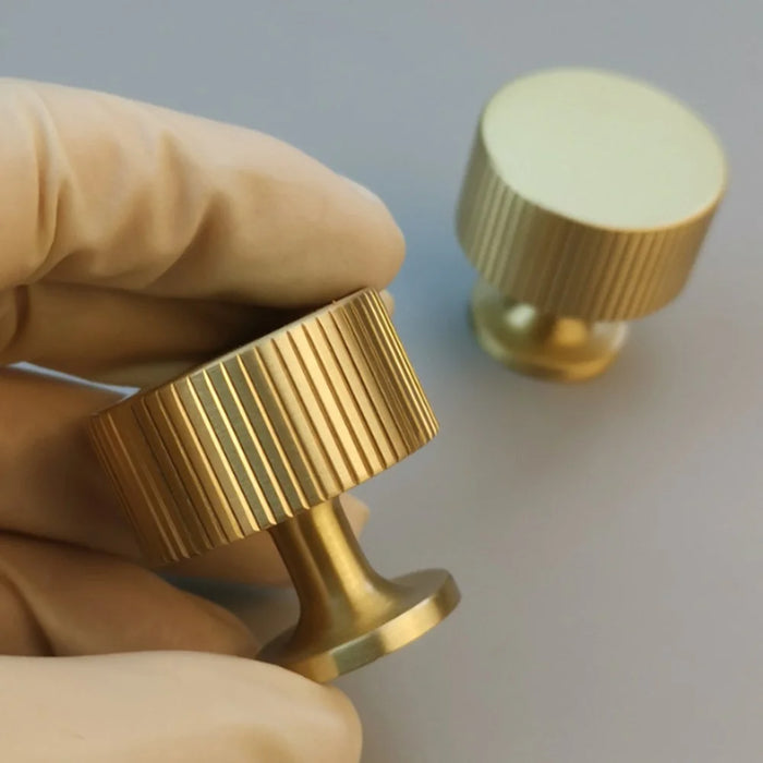 Brass Furniture Handle Kitchen Cupboard Cabinet Knob Wardrobe Knob with 25mm Screw, Size L: 35mm Diameter - 3