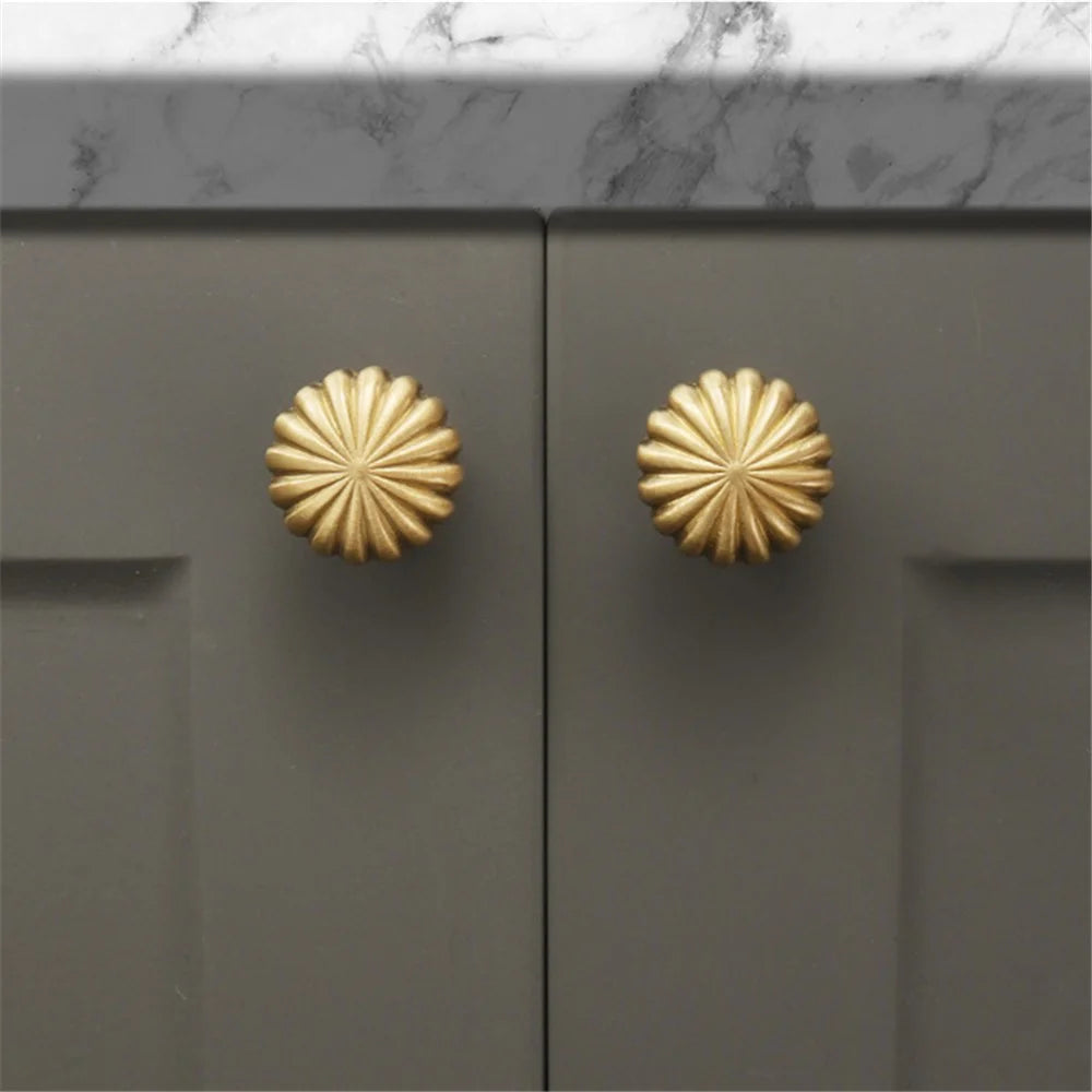Golden Pumpkin Shape Brass Handle Cabinet Pull Knob Nordic Furniture Decor with 25mm Screw, Size L - 4