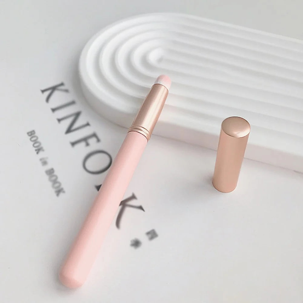 Mini Szie Soft Fiber Lip Brush Lipstick Applicator Smudge Brush Reusable Lip Makeup Tool - Pink - 5