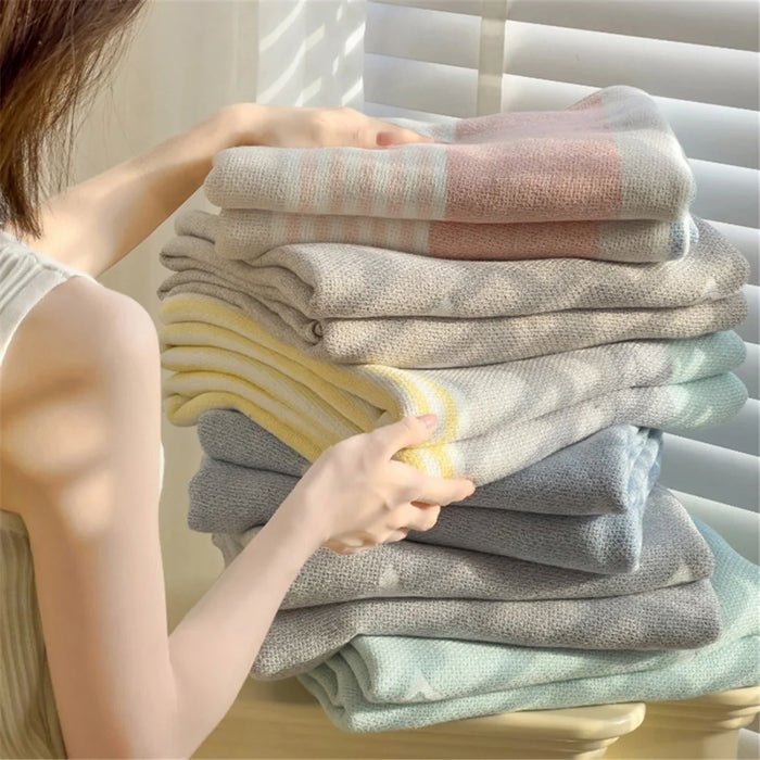 150x200cm Multi-layer Yarn Jacquard Mesh Towel Quilt Summer Thin Quilt Blanket- Colorful Stripe / Pink - 5