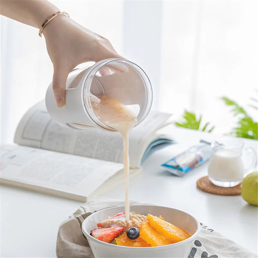 EQURA Sports Fitness Protein Powder Mixing Cup Shaking Cup 650ml Electric Portable Coffee Bottle USB Rechargeable Milk Vortex Mixing Milkshake Cup (No FDA Certificate, BPA-free) - Black - 2