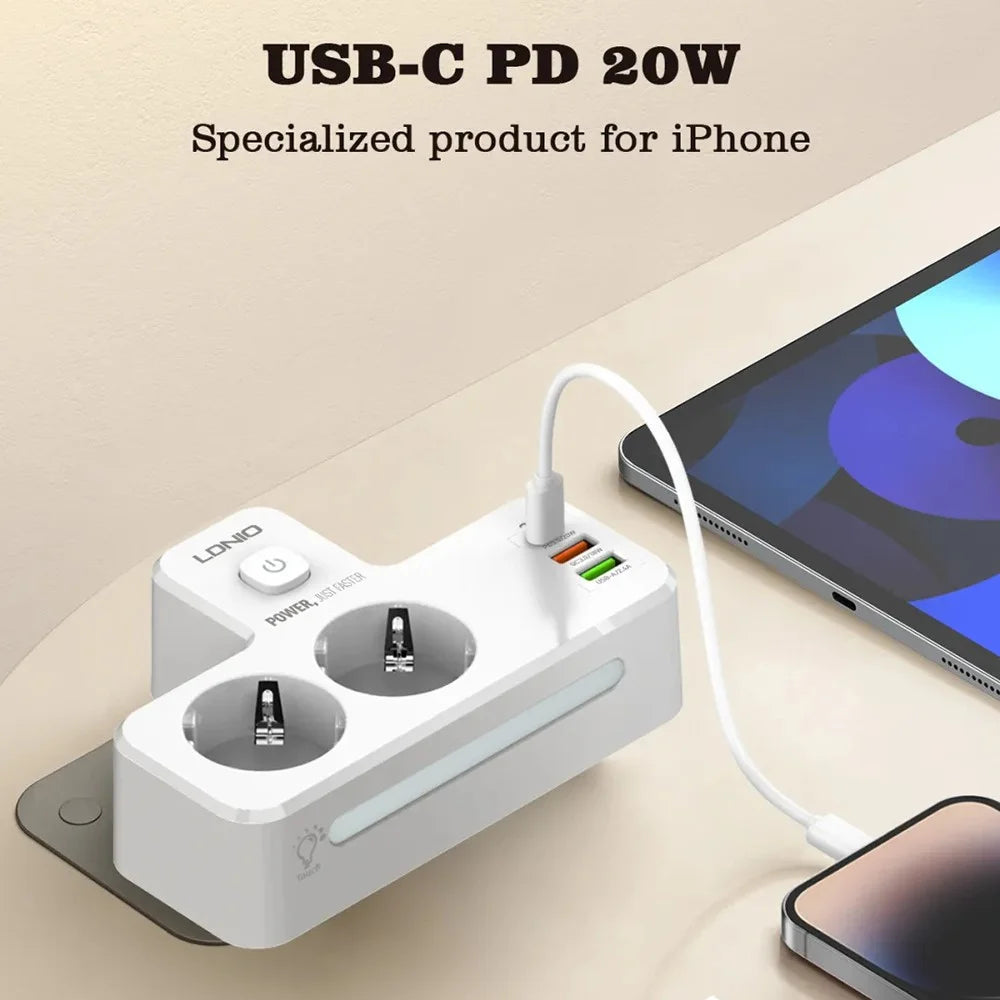 LDNIO SE2337 20W PD Fast Charging Power Strip 2 AC Outlets 3 USB Ports Wall Plug Design Charging Station Power Socket with Night Light - White  /  EU Plug - 3