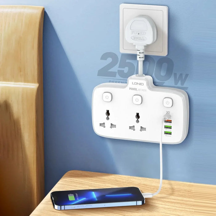 LDNIO SC2413 20W Power Strip 2500W 2 AC Outlets 4 USB Ports PD Fast Charging Extension Power Socket - White  /  EU Plug - 2