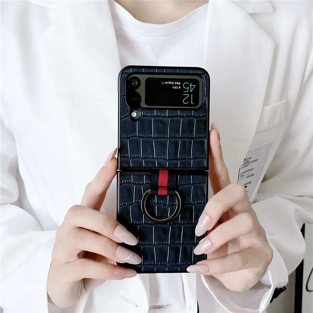 For Samsung Galaxy Z Flip4 5G Anti-scratch Crocodile Texture Genuine Leather Coated PC Folding Phone Case with Finger Ring Holder - Black - 5