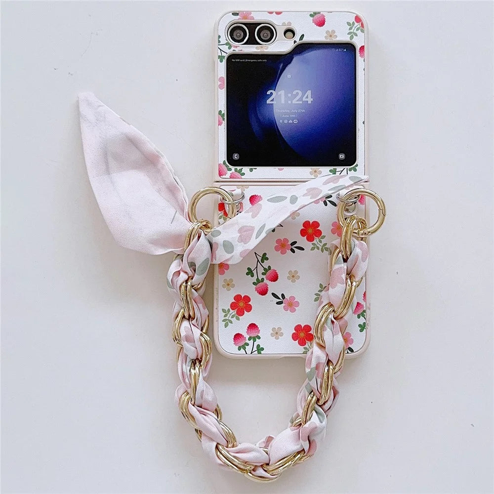 For Samsung Galaxy Z Flip5 5G Flower Pattern PU Leather+PC Cell Phone Cover with Silk Scarf Chain - White - 1
