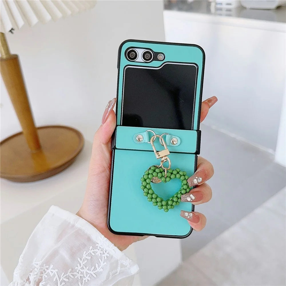 For Samsung Galaxy Z Flip5 5G Phone Case PC+PU Leather Protective Cover with Love Heart Pendant - Green - 2