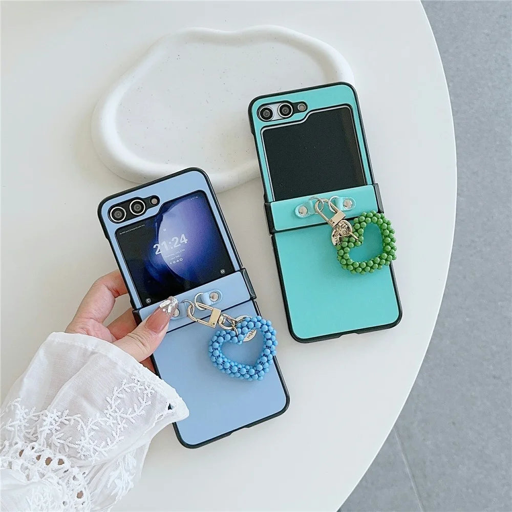 For Samsung Galaxy Z Flip5 5G Phone Case PC+PU Leather Protective Cover with Love Heart Pendant - Green - 5