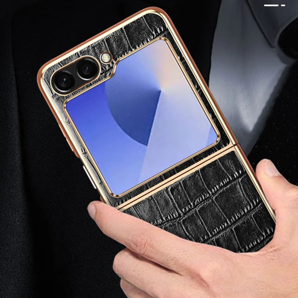 For Samsung Galaxy Z Flip7 FE 5G / Z Flip6 5G Case Crocodile Texture Genuine Cow Leather+PC Phone Cover - Black - 4