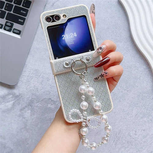 For Samsung Galaxy Z Flip7 FE 5G / Z Flip6 5G Case Glitter Lattice Leather+PC Phone Cover with Beaded Wrist Strap - Silver - 1