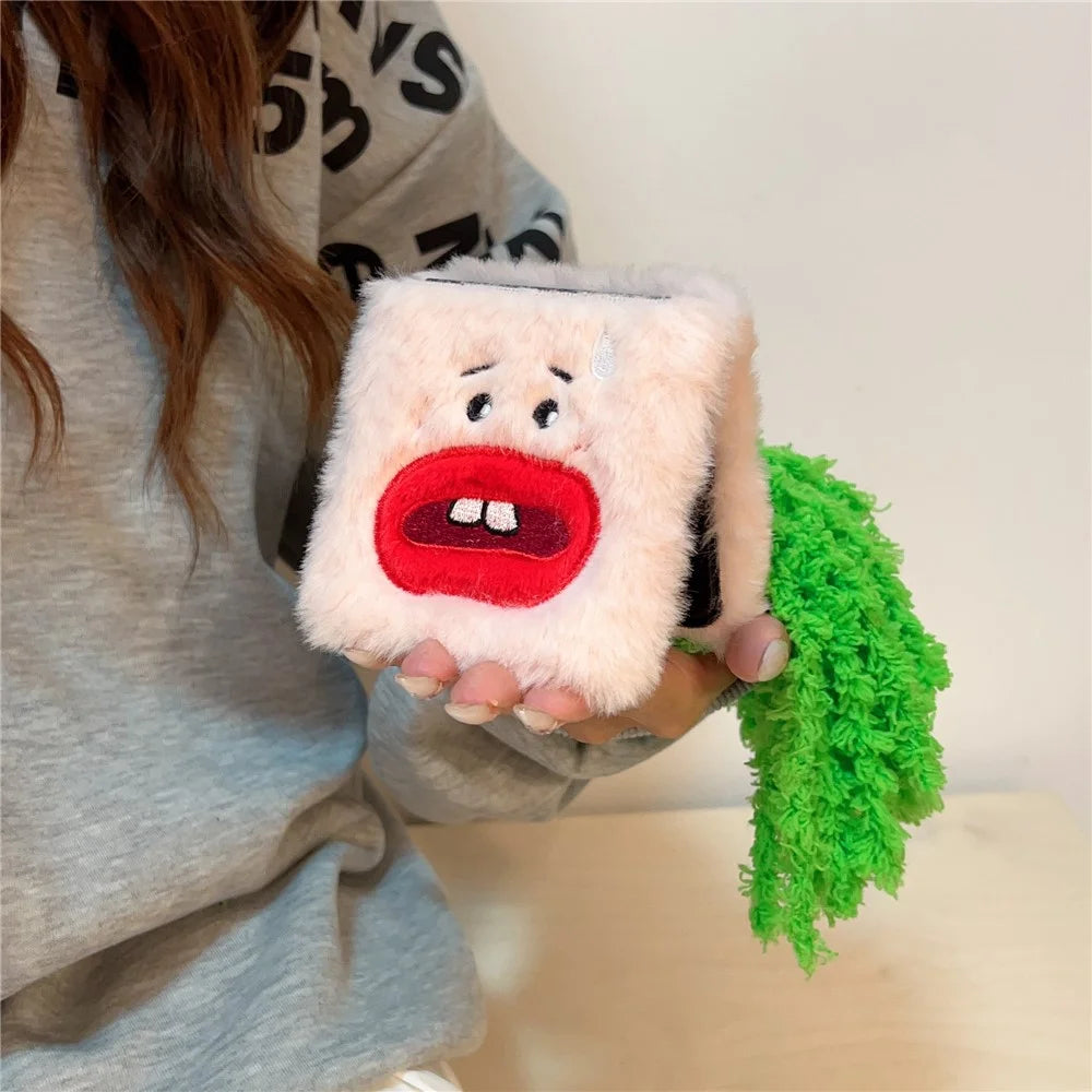 KJS-022 For Samsung Galaxy Z Flip7 FE 5G / Z Flip6 5G Case Bucktooth Green Hair Lens Kickstand Hard PC Warm Plush Phone Cover - Pink - 5