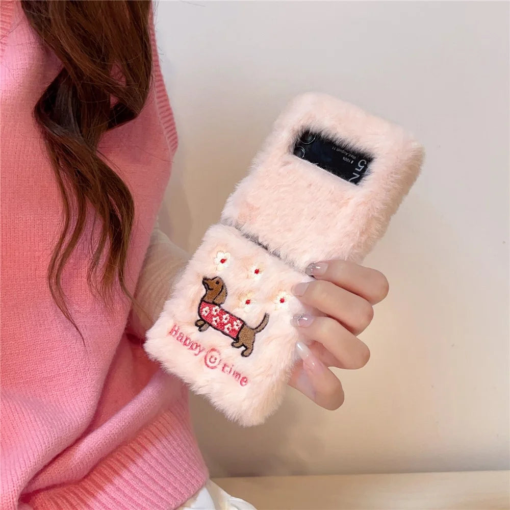 KJS-029 For Samsung Galaxy Z Flip7 FE 5G / Z Flip6 5G Case Embroidered Dachshund Hard PC Plush Furry Phone Cover - Pink - 2