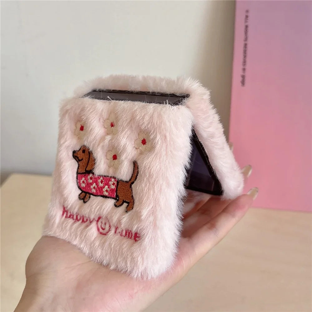 KJS-029 For Samsung Galaxy Z Flip7 FE 5G / Z Flip6 5G Case Embroidered Dachshund Hard PC Plush Furry Phone Cover - Pink - 4