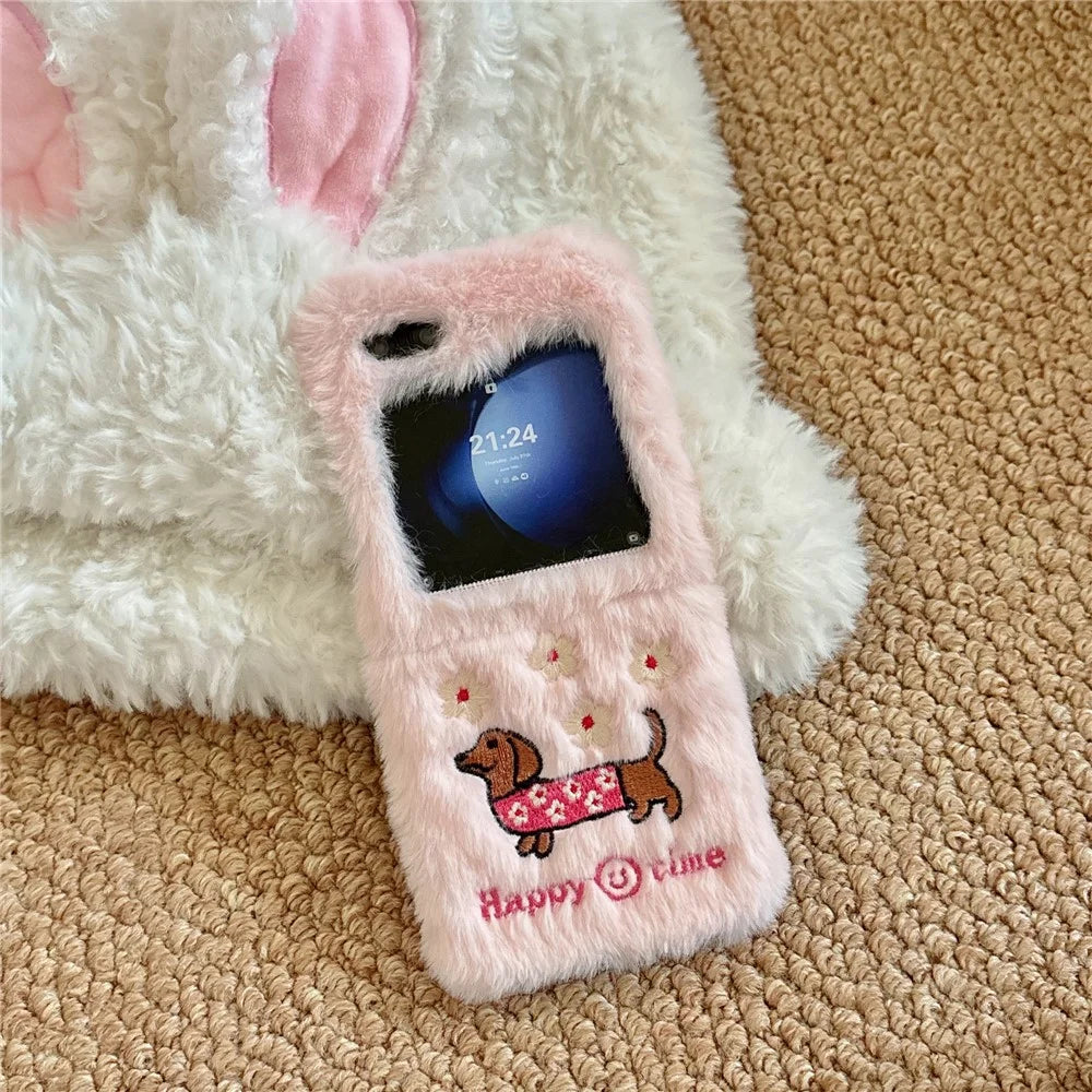 KJS-029 For Samsung Galaxy Z Flip7 FE 5G / Z Flip6 5G Case Embroidered Dachshund Hard PC Plush Furry Phone Cover - Pink - 6