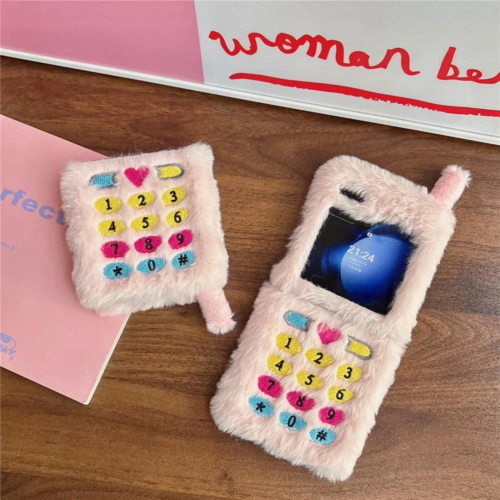 KJS-004 For Samsung Galaxy Z Flip7 FE 5G / Z Flip6 5G Case Retro Phone Style Embroidered Dial Keys Hard PC Warm Plush Phone Cover - Pink - 5