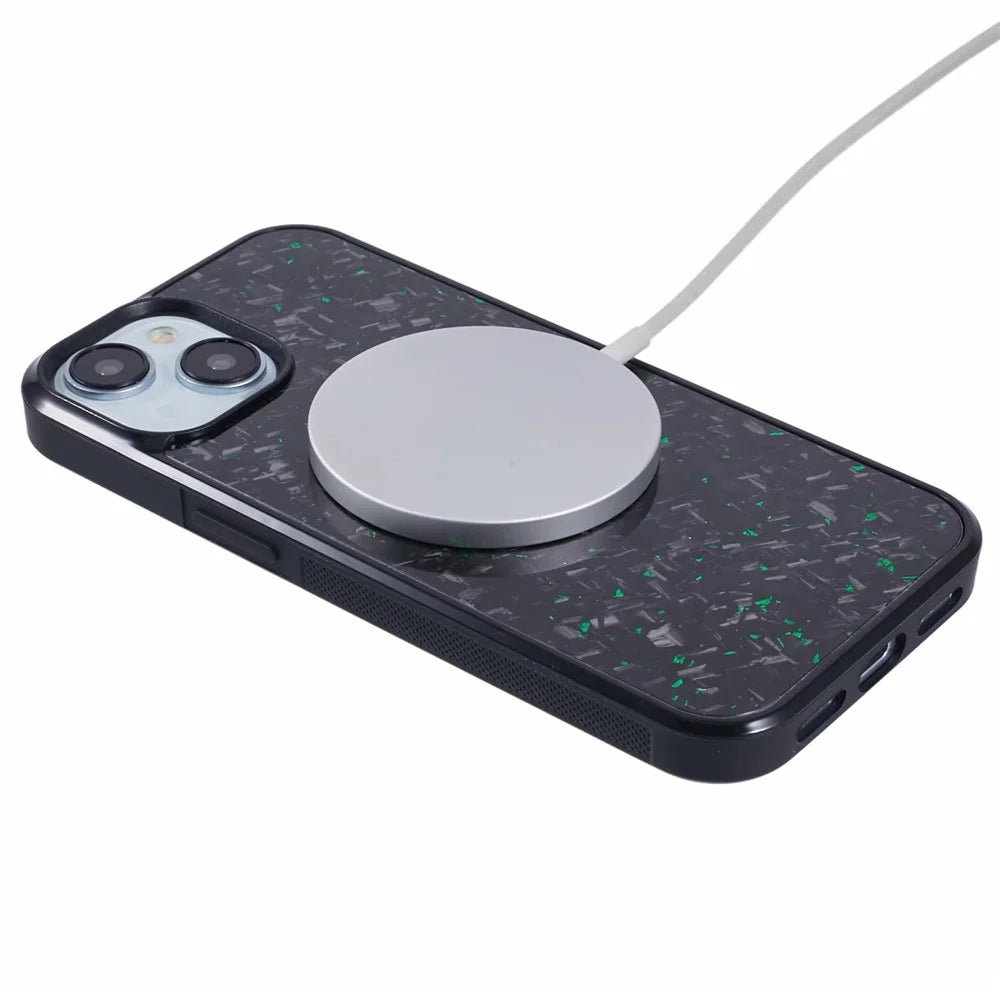 For iPhone 13 Magnetic Case Forged Texture Aramid Fiber+TPU Anti-Slip Phone Cover - Green - 4