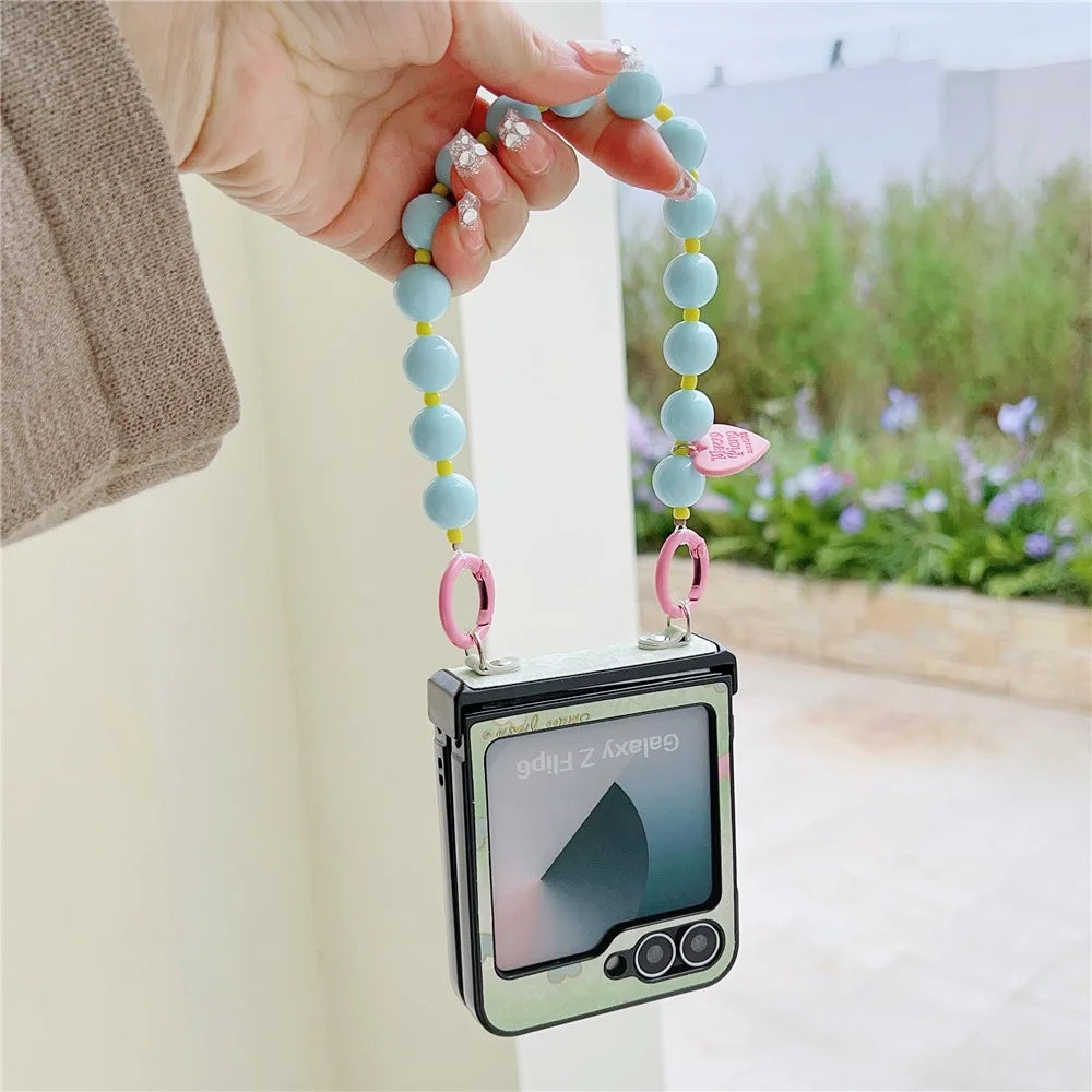 For Samsung Galaxy Z Flip7 FE 5G / Z Flip6 5G Case Anti Drop PC + PU Phone Back Cover with Beaded Strap Pattern Design - Green Heart - 3