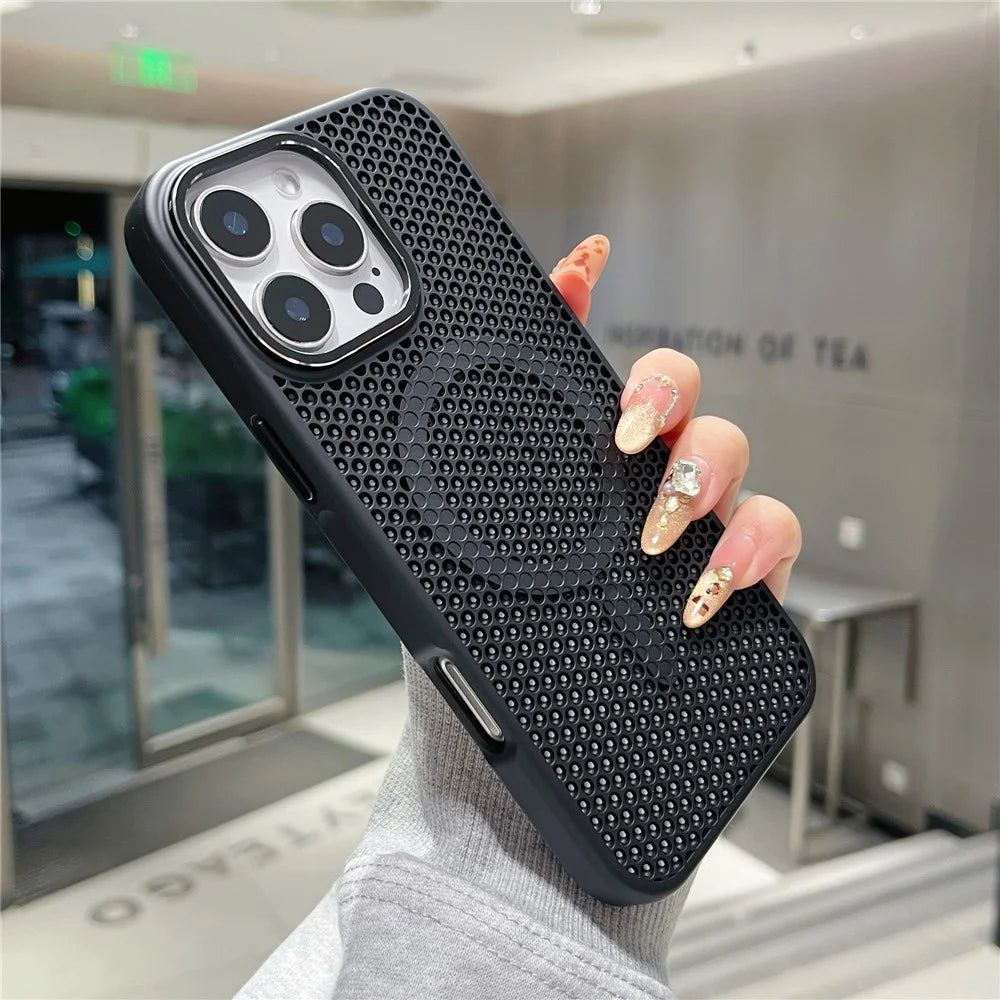 For iPhone 16 Pro Max Magnetic Case Electroplated Mesh Heat Dissipation TPU+PC Phone Back Cover - Black - 3