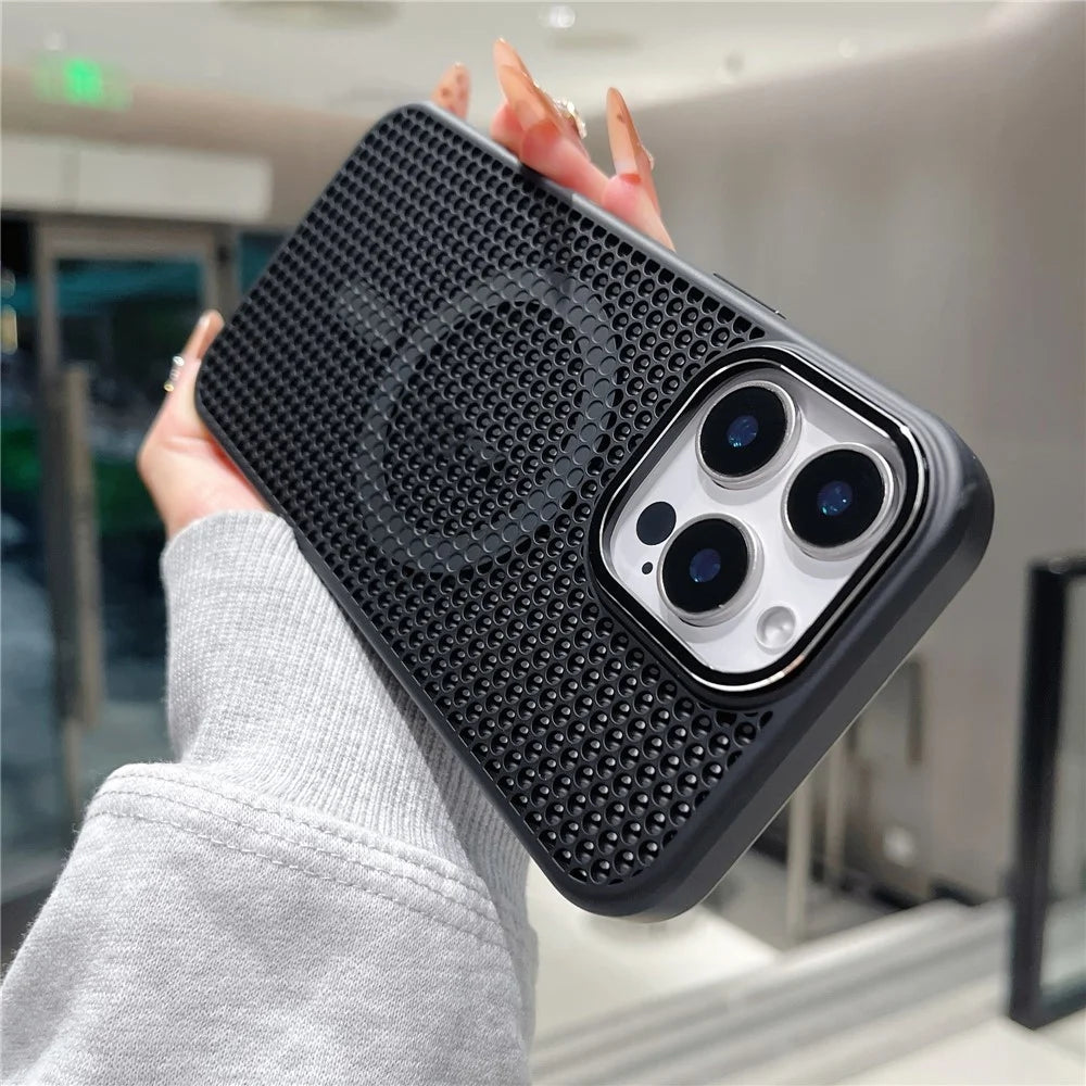 For iPhone 16 Pro Magnetic Case Electroplated Mesh Heat Dissipation TPU+PC Phone Back Cover - Black - 2