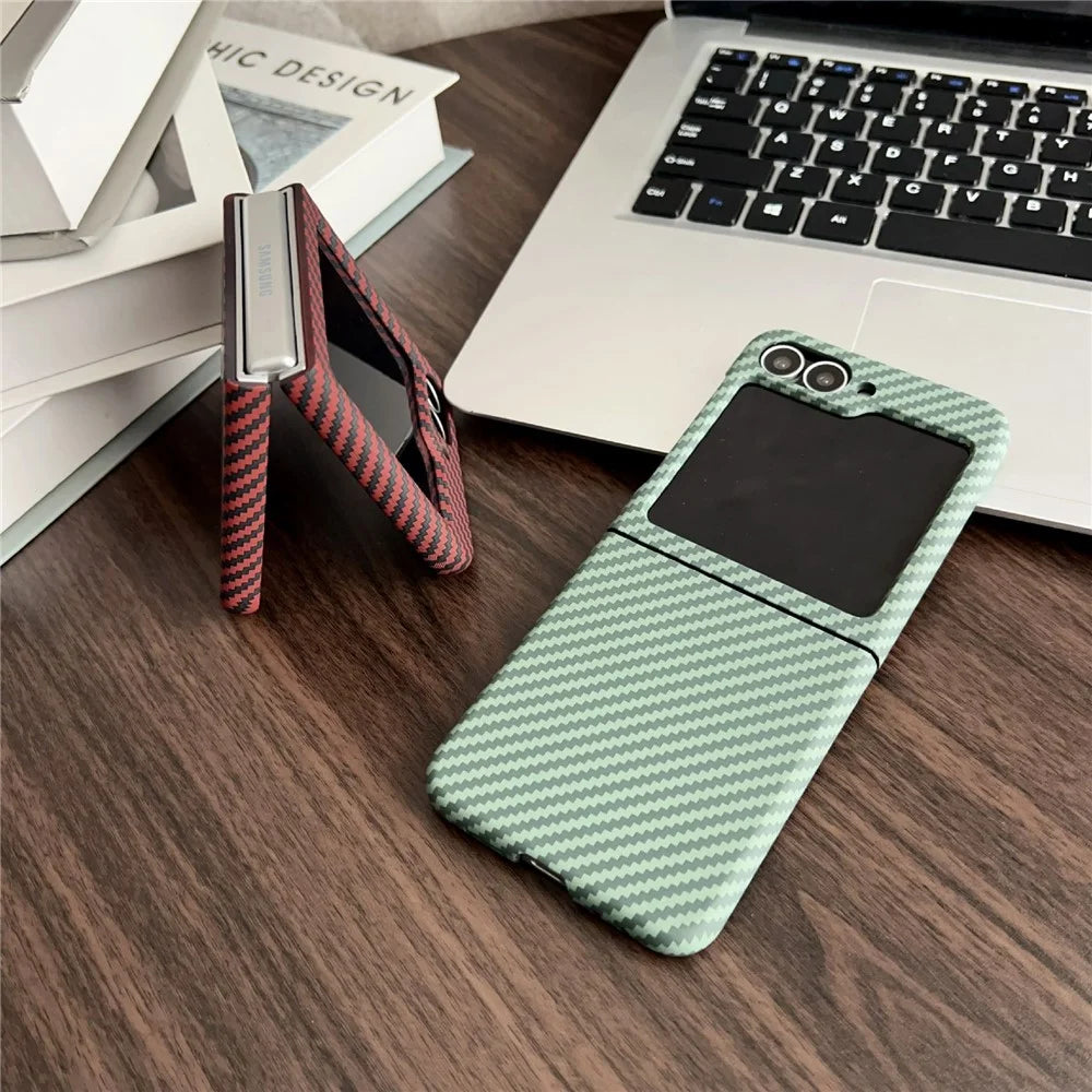 For Samsung Galaxy Z Flip7 FE 5G / Z Flip6 5G Magnetic Case Carbon Fiber Texture Slim Shockproof PC Phone Cover - Red - 3