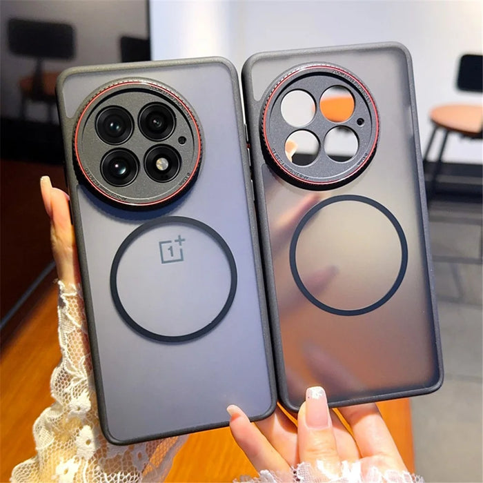 For OnePlus 13 Magnetic Case TPU + PC Matte Phone Back Cover - 1
