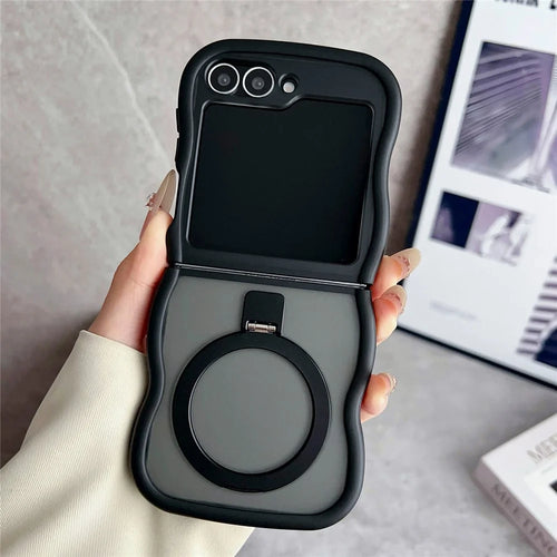 For Samsung Galaxy Z Flip7 FE 5G / Z Flip6 5G / Flip5 5G Magnetic Case Kickstand Skin-Touch Wave Edge TPU + PC Phone Cover - Black - 1