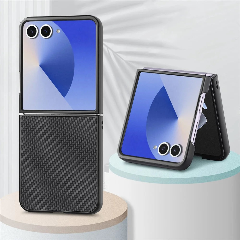 For Samsung Galaxy Z Flip7 5G Case Carbon Fiber Texture PU+PC+TPU Phone Back Cover - Black - 1