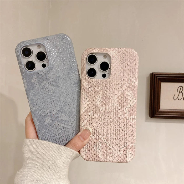 For iPhone 15 Pro Max Case Gold Thread Lacquered Snake Texture PU + PC Phone Back Cover - Khaki - 4