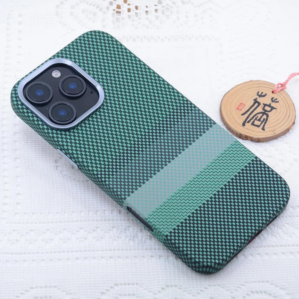 For iPhone 16 Pro Max Magnetic Case Carbon Fiber Texture Water Transfer PC Phone Cover - Carbon Green - 3