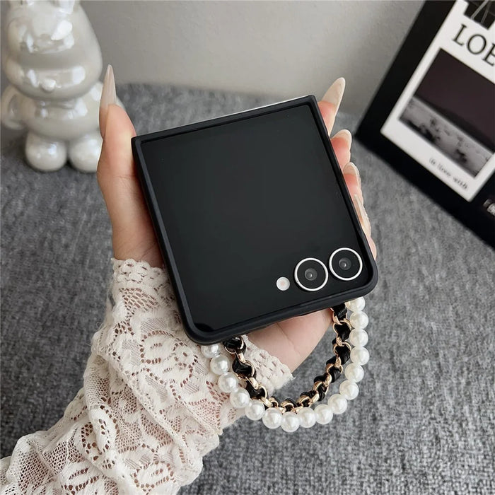 For Samsung Galaxy Z Flip7 5G Case Smile Rabbit PU + PC Phone Cover with Wrist Strap - Cross Texture - 5