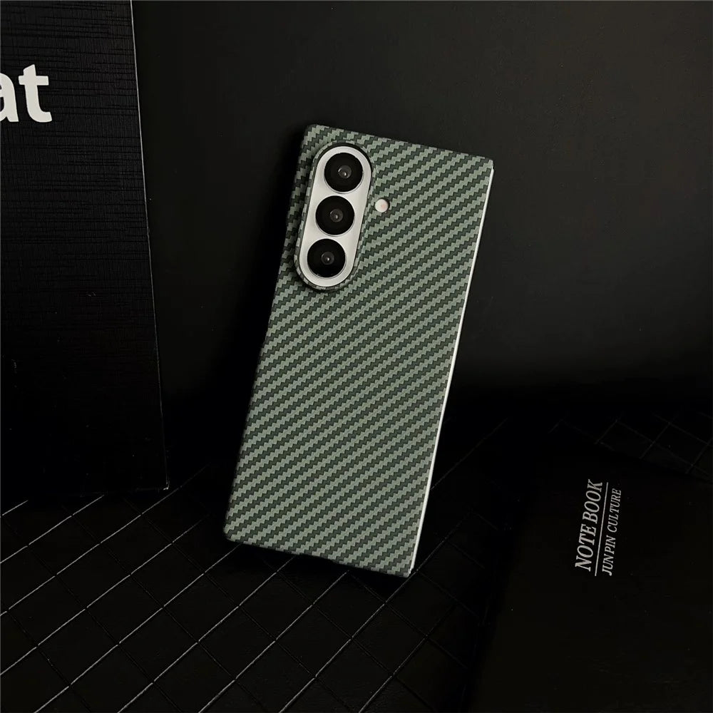 For Samsung Galaxy Z Fold7 5G Magnetic Case Carbon Fiber Texture PC Phone Cover with Screen Protector - Green - 2