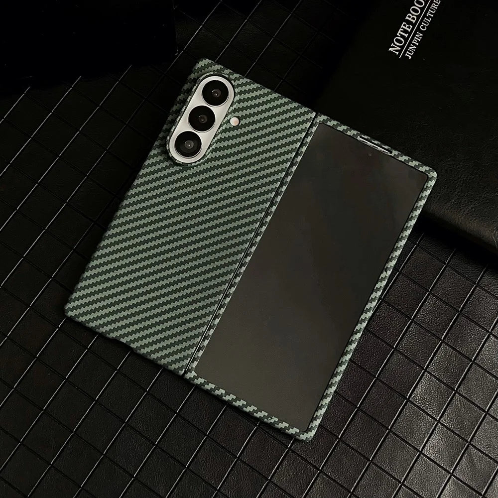 For Samsung Galaxy Z Fold7 5G Magnetic Case Carbon Fiber Texture PC Phone Cover with Screen Protector - Green - 3