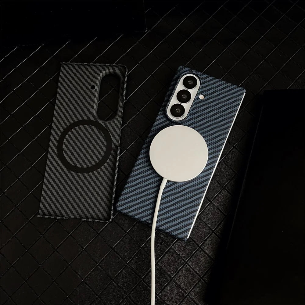 For Samsung Galaxy Z Fold7 5G Magnetic Case Carbon Fiber Texture PC Phone Cover with Screen Protector - Green - 7