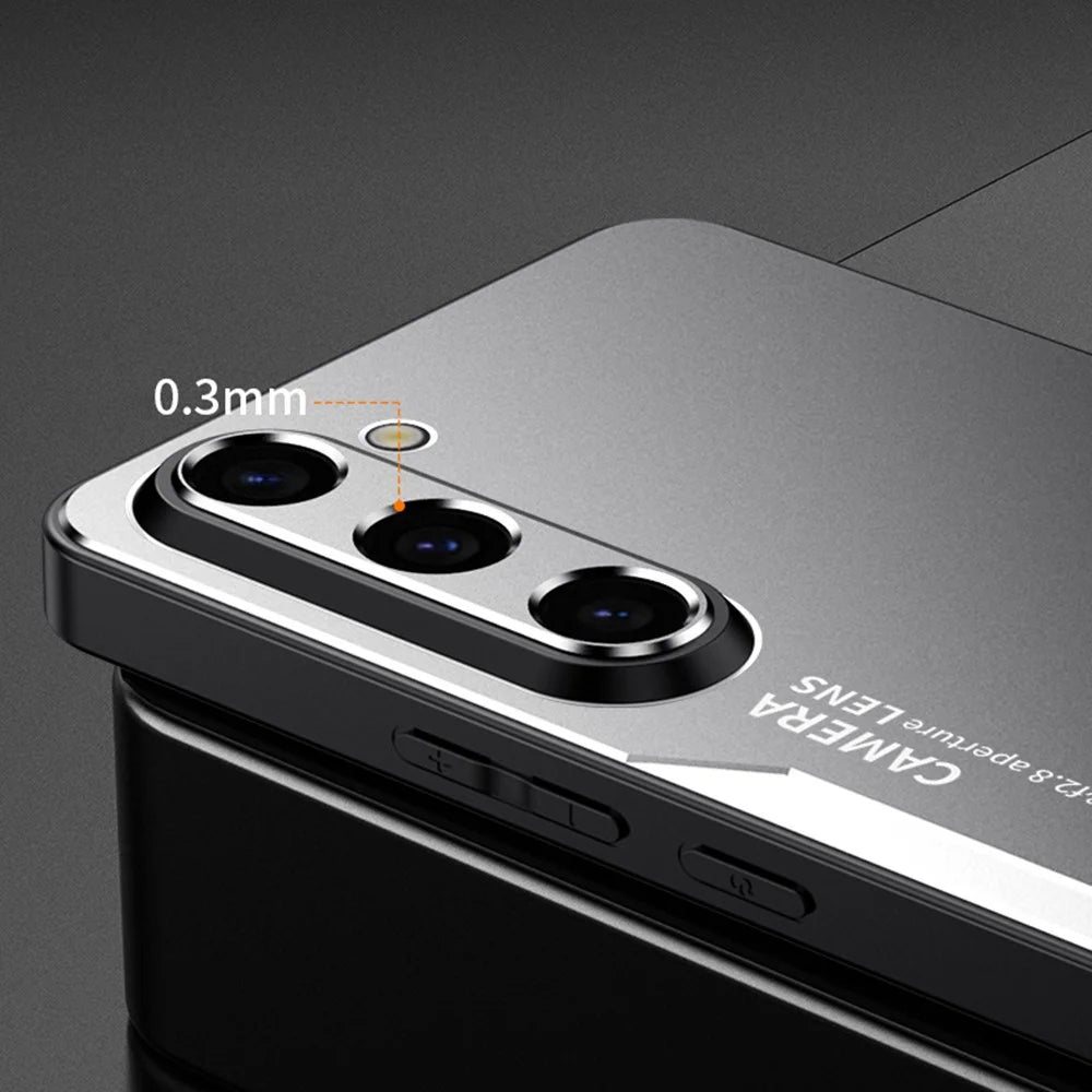 For Samsung Galaxy A17 5G / A17 4G / A26 5G Phone Case Aluminium Alloy TPU PC Back Cover - Gold - 6