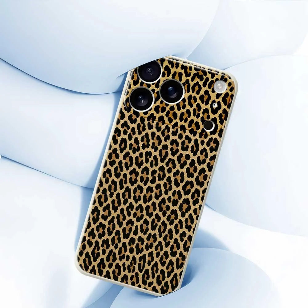 For iPhone 18 Pro / 17 Pro Case Leopard Print Pattern Printing Straight Edge TPU Phone Back Cover - Green - 5