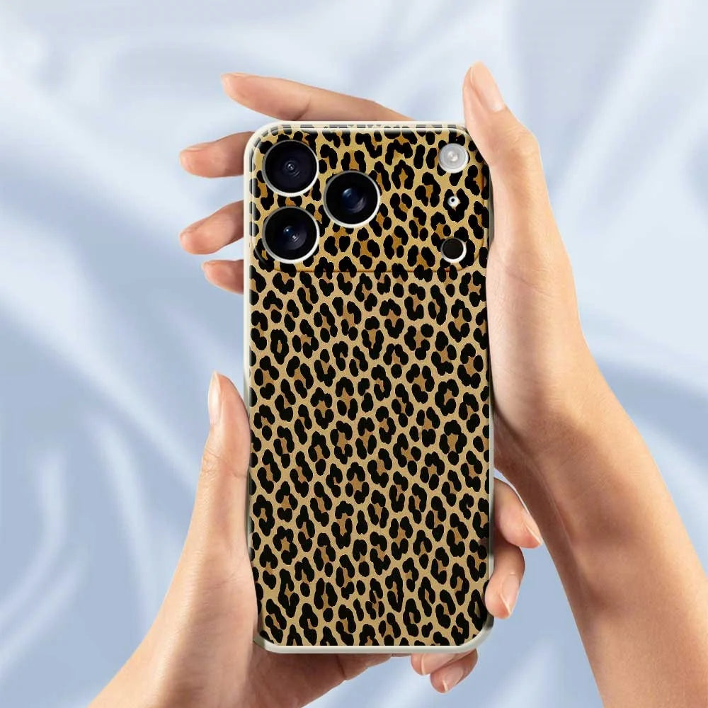 For iPhone 18 Pro / 17 Pro Case Leopard Print Pattern Printing Straight Edge TPU Phone Back Cover - Green - 6