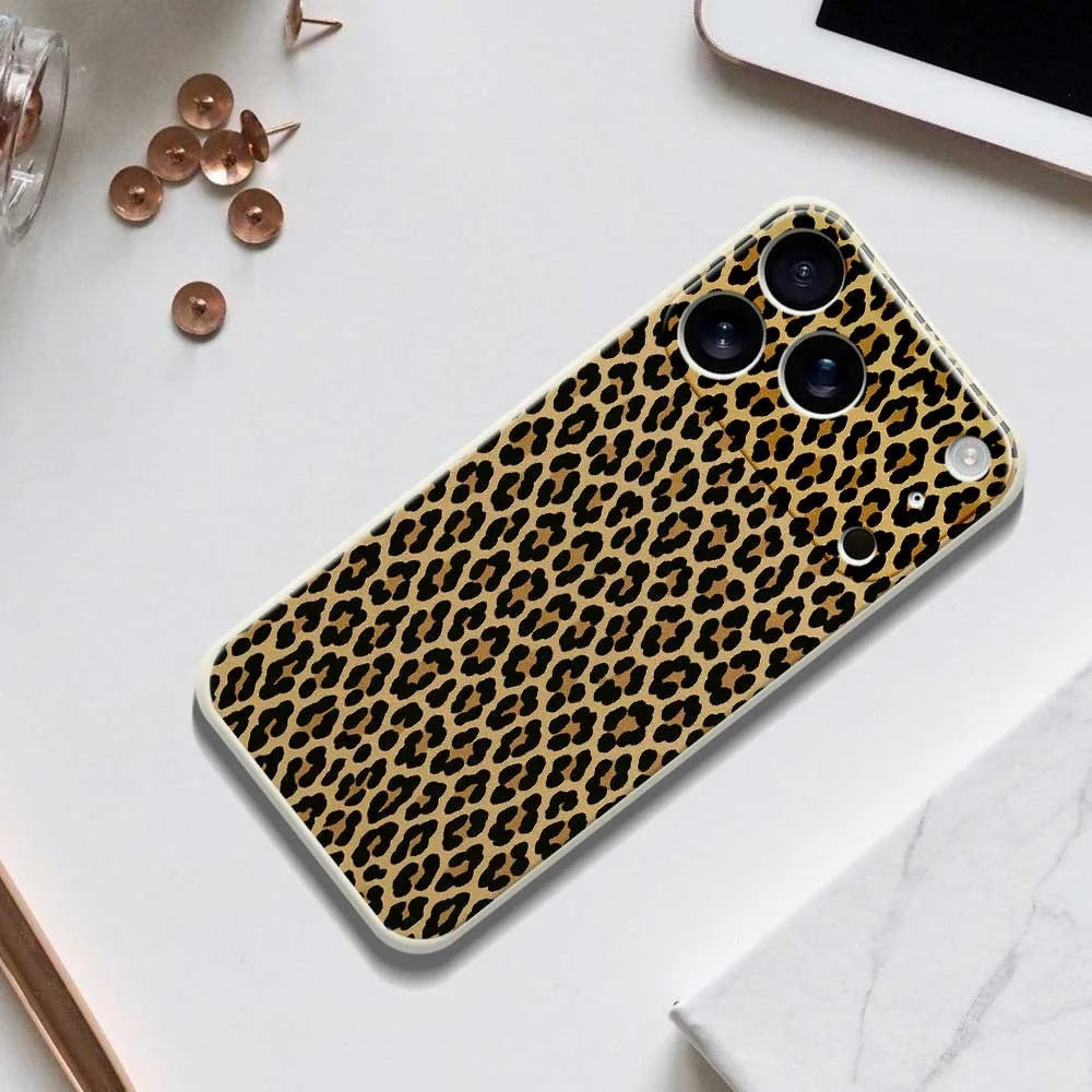 For iPhone 18 Pro Max / 17 Pro Max Case Leopard Print Pattern Printing Straight Edge TPU Phone Back Cover - Black - 6