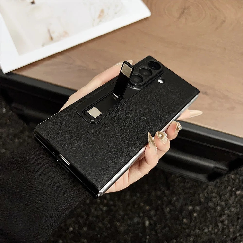 For Samsung Galaxy Z Fold7 5G Case Kickstand Crazy Horse Texture PU Leather + PC Phone Cover - Red - 3