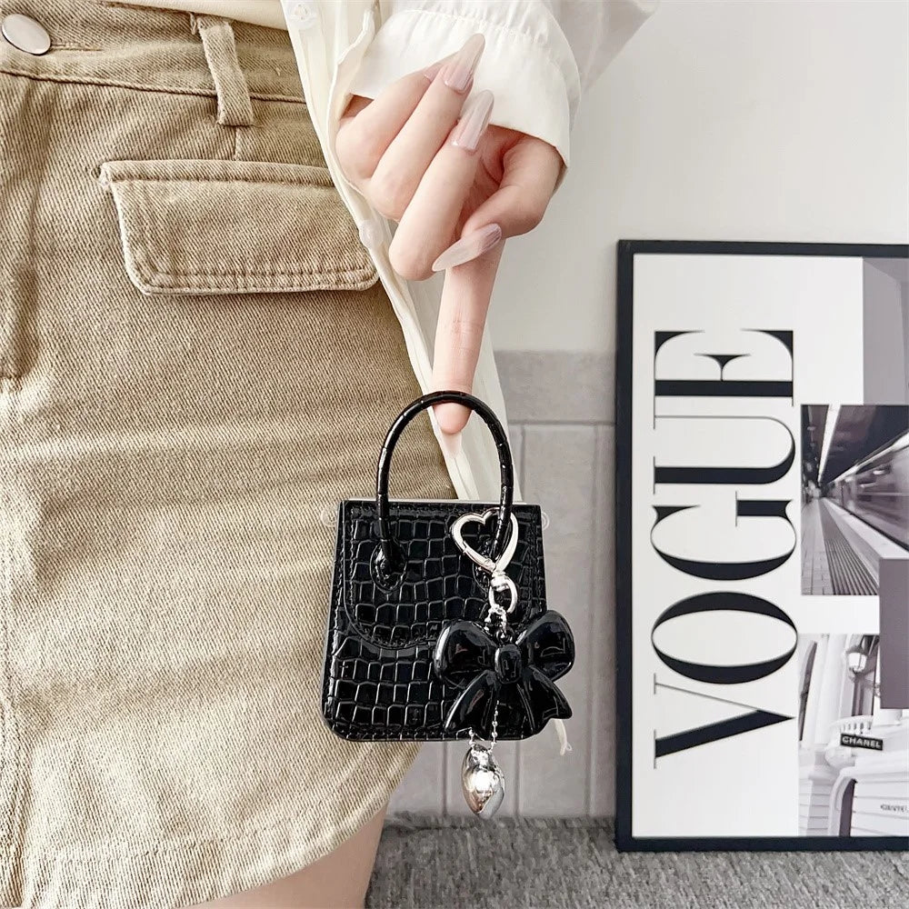 For Samsung Galaxy Z Flip7 5G Case Handbag Crocodile Texture Leather + PC Phone Cover with Bow Heart Pendant - Black - 3