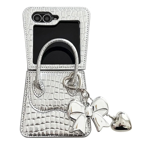 For Samsung Galaxy Z Flip7 FE 5G  /  Z Flip6 5G Case Handbag Crocodile Texture Leather + PC Phone Cover with Bow Heart Pendant - White - 1