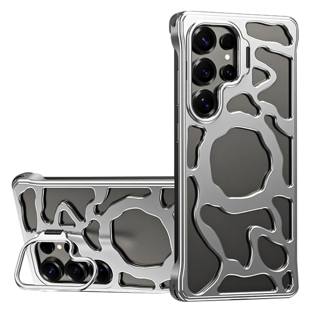 Auspicious Cloud Series For Samsung Galaxy S25 Ultra Hollow Case Aluminum Alloy Kickstand Magnetic Phone Cover - Silver - 1