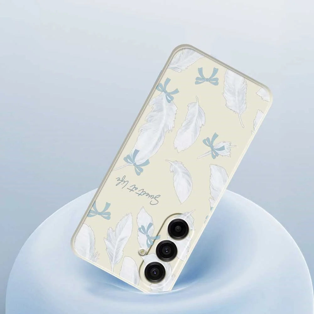 For Samsung Galaxy A18 5G / A18 4G / A17 5G / A17 4G Case White Feathers Pattern Printing Straight Edge TPU Phone Back Cover - Beige - 5