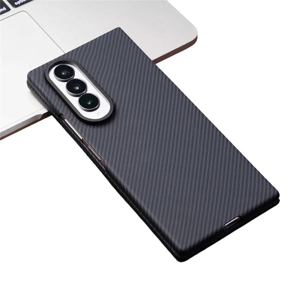 For Samsung Galaxy Z Fold4 5G Magnetic Case Carbon Fiber Texture PC Phone Cover with Tempered Glass Film - Black - 1