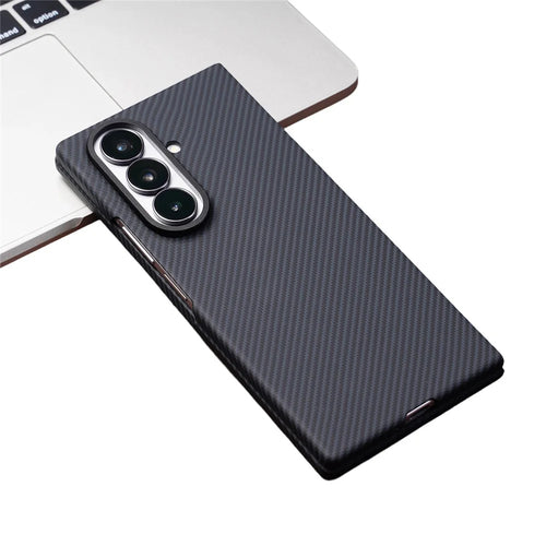 For Samsung Galaxy Z Fold7 5G Magnetic Case Carbon Fiber Texture PC Phone Cover with Tempered Glass Film - Black - 1