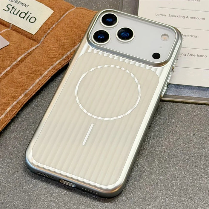For iPhone 17 Pro Case Compatible with MagSafe Corrugated Texture Electroplating PC Phone Cover - Silver - 1