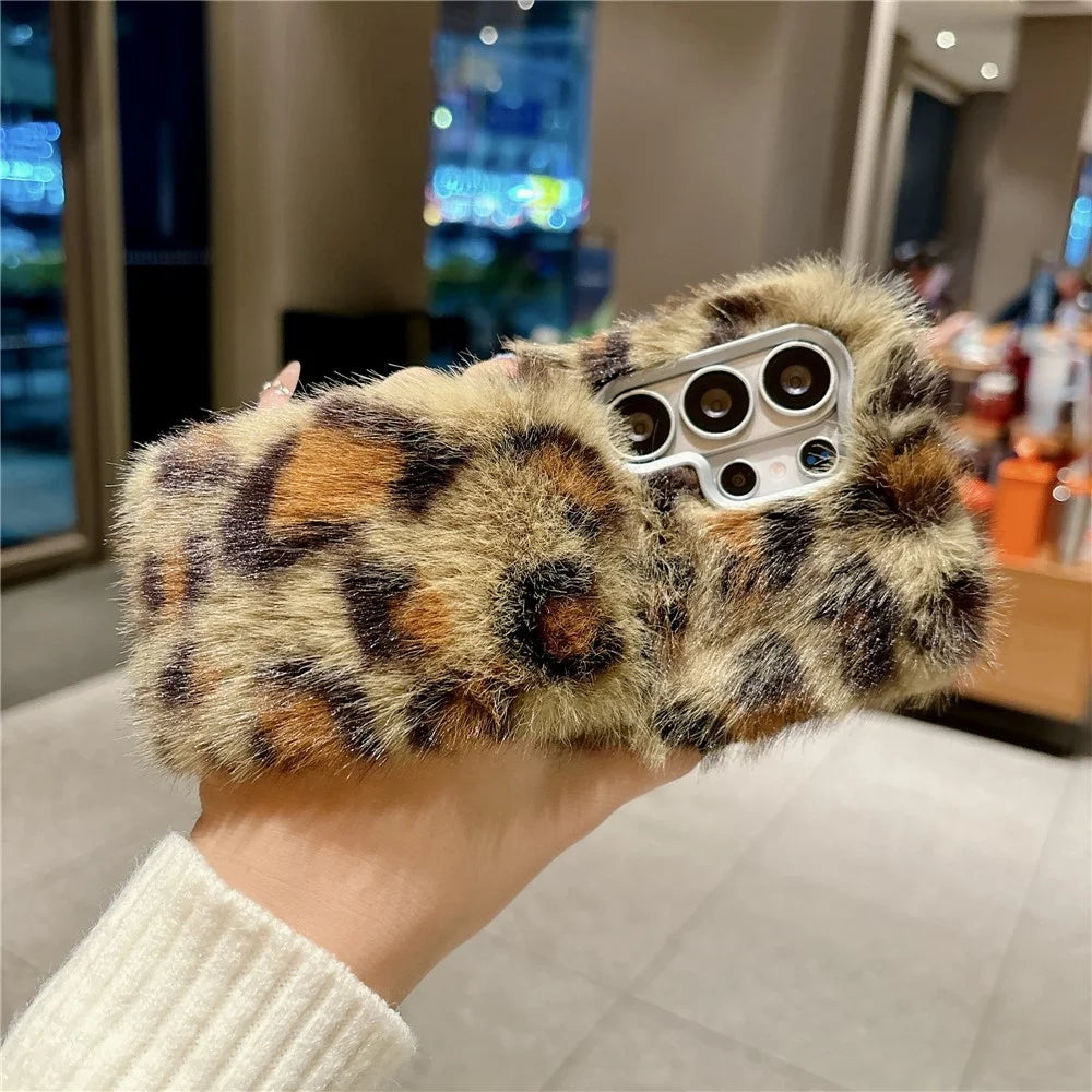 For Samsung Galaxy S26 Ultra Case Winter Warm Fluffy Leopard TPU Phone  Cover with Hand Strap - White - 6