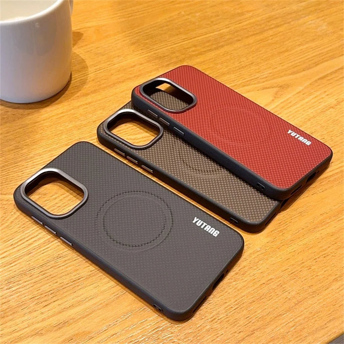 YUTANG Magnetic Case for OnePlus 15R 5G  /  Ace 6 5G  /  Ace 6T 5G Dot Pattern PC+TPU Shockproof Phone Cover - Red - 7